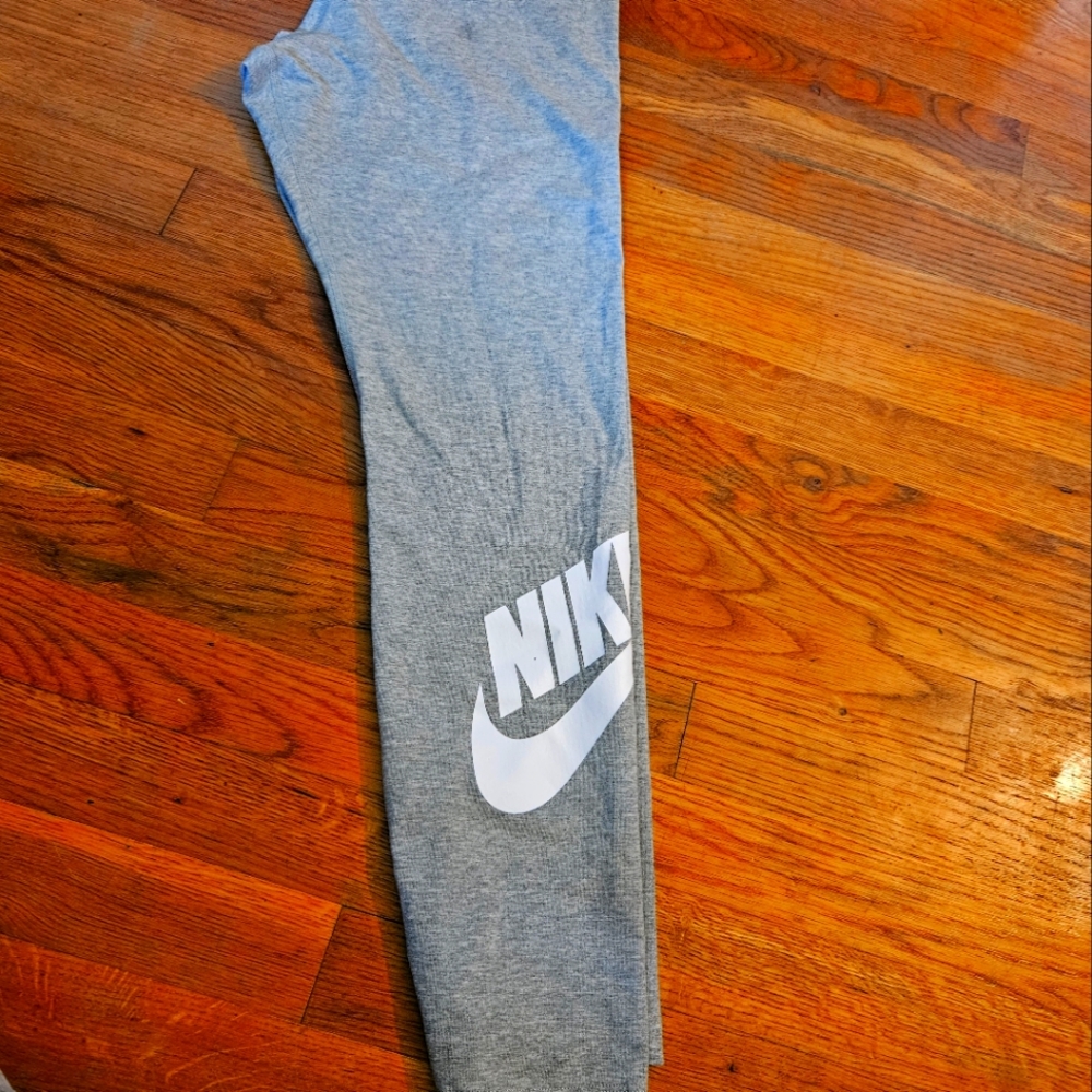 Womens nike leggings